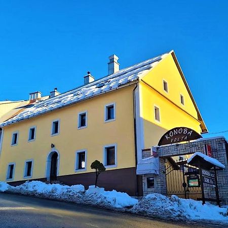 Bed and Breakfast Sobe Ela Fužine Exterior foto